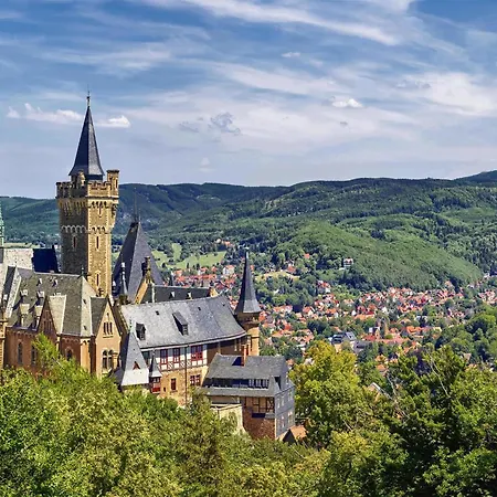Remise, Wernigerode, Cleaning Included شقة فيرنغروده